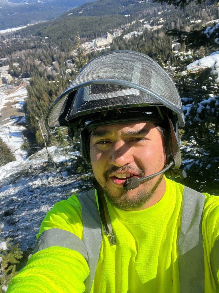 Leon Williams Headshot